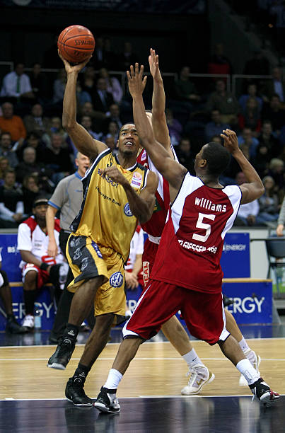 保障队友节 保障队友节